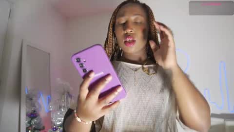 Sara online show from December 2025 12:10:01 PM