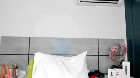  Emma  online show from March 2025 05:38:02 AM