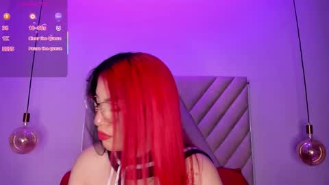 Snapshot of emmaswift1 chatting on October 2025 02:12:02 AM Emma online show from October 2025 02:12:02 AM