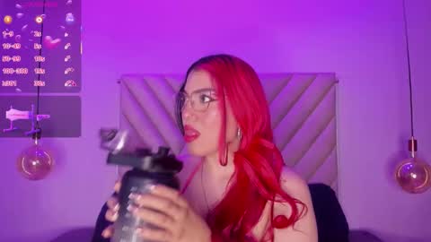 Snapshot of emmaswift1 chatting on November 2025 02:24:02 AM Emma online show from November 2025 02:24:02 AM