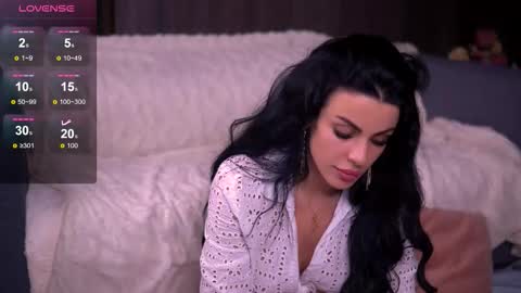 Emma online show from December 2025 08:04:02 PM