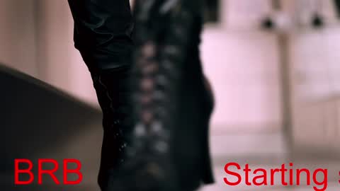 Snapshot of emmawarren chatting on January 2025 10:56:01 PM Emma Warren online show from January 2025 10:56:01 PM