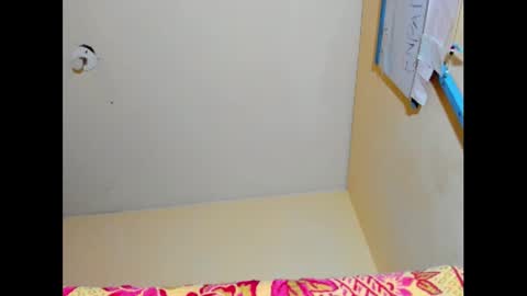 Snapshot of emmawuilian chatting on January 2025 04:30:02 PM hi im emmalina welcome to your happy place online show from January 2025 04:30:02 PM