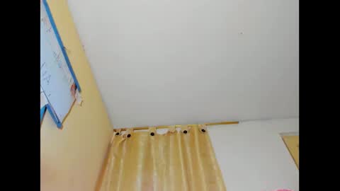 Snapshot of emmawuilian chatting on March 2025 12:37:01 AM hi im emmalina welcome to your happy place online show from March 2025 12:37:01 AM