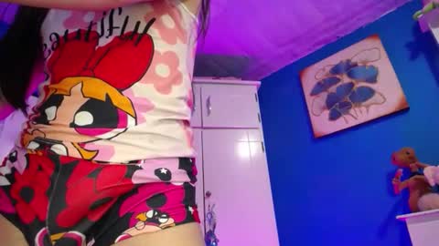 Snapshot of emmaxx7 chatting on May 2026 02:11:01 PM Emma online show from May 2026 02:11:01 PM