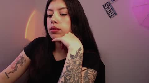 Snapshot of emmi_0 chatting on February 2025 08:44:01 PM Emily Independent model online show from February 2025 08:44:01 PM