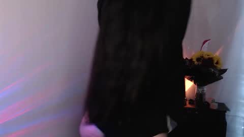 Snapshot of emmi_0 chatting on September 2025 07:01:01 AM Emily Independent model online show from September 2025 07:01:01 AM