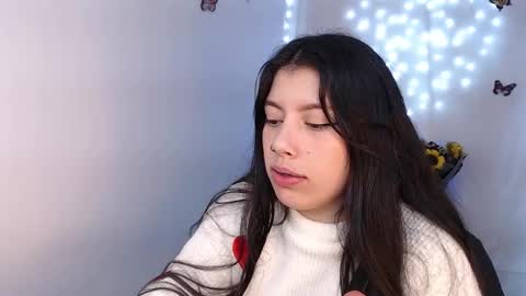 Snapshot of emmi_0 chatting on September 2025 01:27:01 PM Emily Independent model online show from September 2025 01:27:01 PM