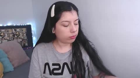 Snapshot of emmi_0 chatting on October 2025 11:29:01 AM Emily Independent model online show from October 2025 11:29:01 AM