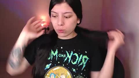 Snapshot of emmi_0 chatting on January 2026 07:02:02 AM Emily Independent model online show from January 2026 07:02:02 AM