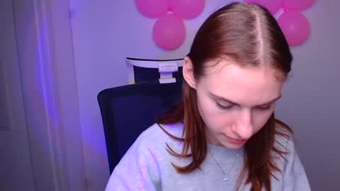 Snapshot of emmi_rossum chatting on February 2025 04:04:01 PM Emmi online show from February 2025 04:04:01 PM