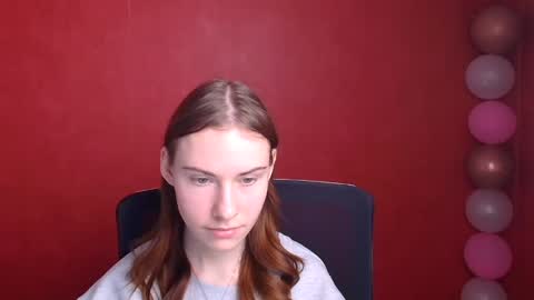 Snapshot of emmi_rossum chatting on February 2025 12:36:01 PM Emmi online show from February 2025 12:36:01 PM