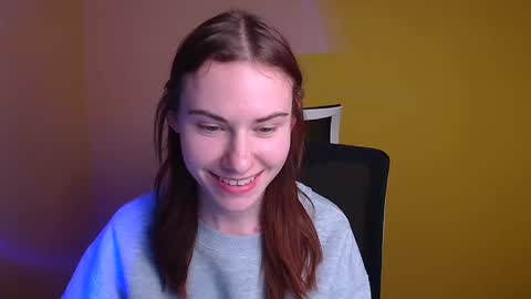 Snapshot of emmi_rossum chatting on February 2025 03:15:02 PM Emmi online show from February 2025 03:15:02 PM