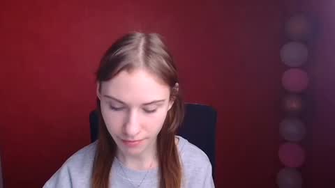 Snapshot of emmi_rossum chatting on March 2025 12:05:02 PM Emmi online show from March 2025 12:05:02 PM