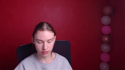 Snapshot of emmi_rossum chatting on March 2025 03:35:01 PM Emmi online show from March 2025 03:35:01 PM