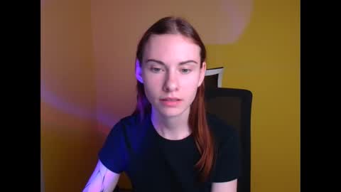 Snapshot of emmi_rossum chatting on March 2025 12:53:01 AM Emmi online show from March 2025 12:53:01 AM