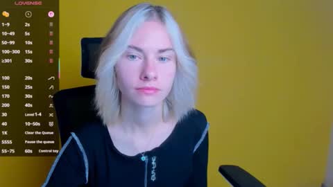 Snapshot of emmi_rossum chatting on September 2025 05:09:02 AM Emmi online show from September 2025 05:09:02 AM