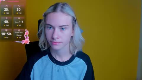 Snapshot of emmi_rossum chatting on October 2025 07:07:02 AM Emmi online show from October 2025 07:07:02 AM