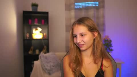 Emmie online show from January 2026 02:08:01 PM