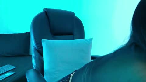 Snapshot of emmie_wood1 chatting on October 2025 08:44:02 PM Emmie online show from October 2025 08:44:02 PM