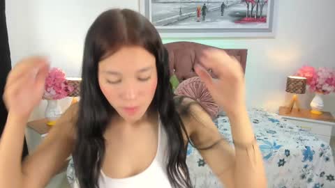 Snapshot of emmiejones_ chatting on September 2025 01:15:01 PM Emmi online show from September 2025 01:15:01 PM