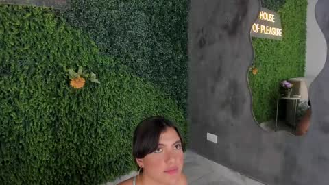 Snapshot of emmiily_z chatting on February 2025 10:58:01 PM Emmiily online show from February 2025 10:58:01 PM