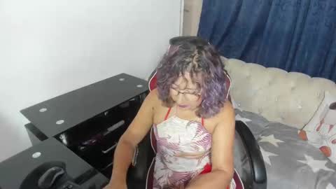 Emmily online show from October 2025 12:35:01 AM