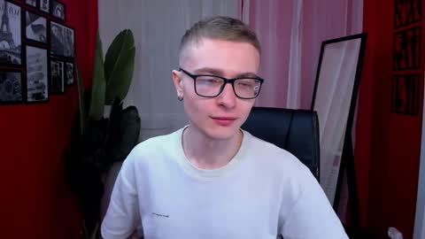 Snapshot of emmit_barker chatting on April 2026 10:21:02 AM Emmit online show from April 2026 10:21:02 AM