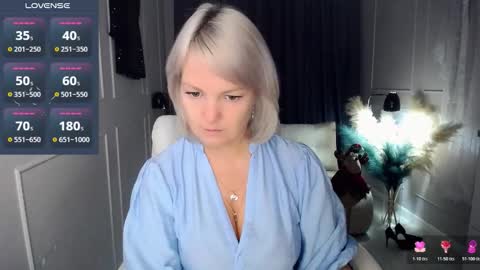 emmmam online show from December 2025 05:39:02 AM