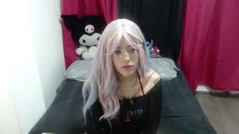 Snapshot of emmy__smith chatting on October 2025 08:53:02 AM emmy__smith online show from October 2025 08:53:02 AM