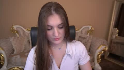 Snapshot of emmycharm chatting on September 2025 06:59:01 AM E M M Y online show from September 2025 06:59:01 AM