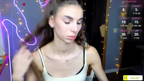 Snapshot of emmygreans chatting on September 2025 12:10:02 PM Emmy online show from September 2025 12:10:02 PM