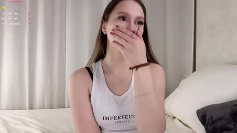 Snapshot of emmyleri chatting on January 2026 01:11:01 AM Emmy online show from January 2026 01:11:01 AM