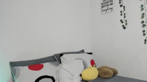 Snapshot of emperatriiiz chatting on December 2024 10:20:01 PM Emperatriz online show from December 2024 10:20:01 PM