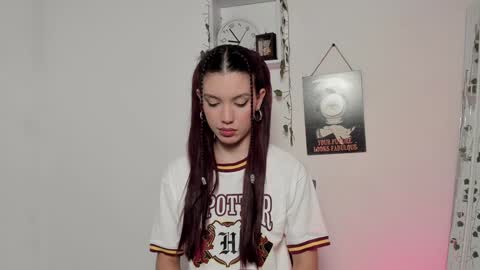 Snapshot of emperatriiiz chatting on December 2024 06:52:01 PM Emperatriz online show from December 2024 06:52:01 PM