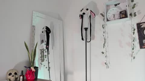 Snapshot of emperatriiiz chatting on January 2025 11:32:02 PM Emperatriz online show from January 2025 11:32:02 PM