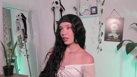 Snapshot of emperatriiiz chatting on February 2025 08:38:02 PM Emperatriz online show from February 2025 08:38:02 PM