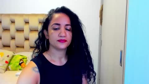 emperatriztapia online show from May 2026 06:36:02 PM