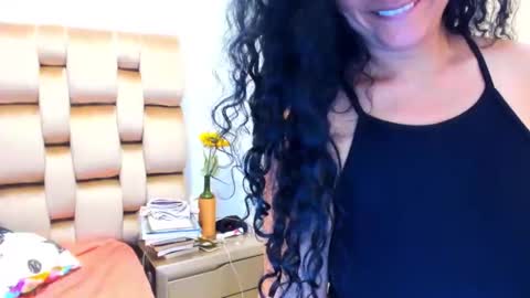 emperatriztapia online show from June 2026 01:43:01 PM