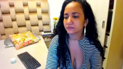 emperatriztapia online show from July 2026 12:13:01 AM