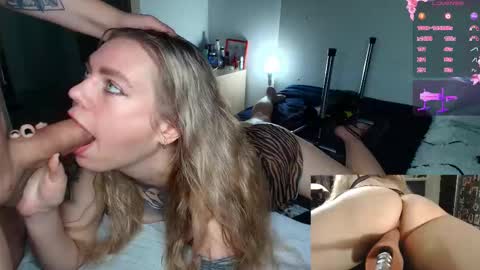 Snapshot of emptyhunters chatting on November 2025 05:02:01 AM emptyhunters online show from November 2025 05:02:01 AM