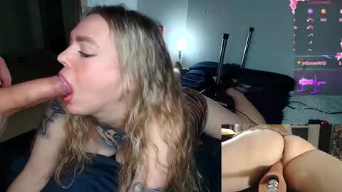 Snapshot of emptyhunters chatting on November 2025 06:02:02 AM emptyhunters online show from November 2025 06:02:02 AM