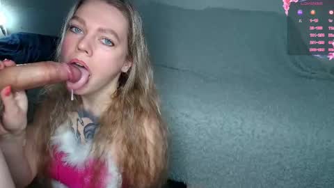 Snapshot of emptyhunters chatting on January 2026 05:55:02 AM emptyhunters online show from January 2026 05:55:02 AM