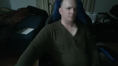 Snapshot of emsguy1 chatting on March 2025 03:59:02 AM Matt online show from March 2025 03:59:02 AM