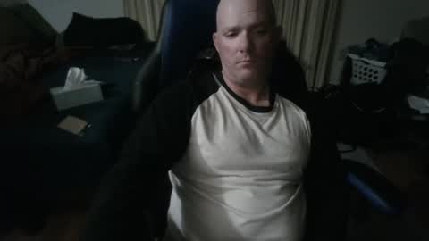 Snapshot of emsguy1 chatting on October 2025 03:07:02 AM Matt online show from October 2025 03:07:02 AM