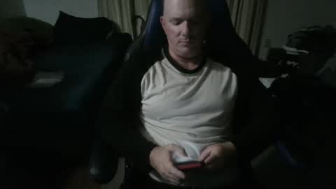 Snapshot of emsguy1 chatting on November 2025 04:59:01 AM Matt online show from November 2025 04:59:01 AM