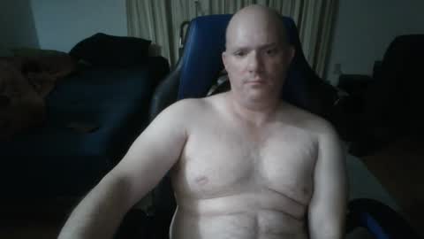 Snapshot of emsguy1 chatting on March 2026 04:06:02 AM Matt online show from March 2026 04:06:02 AM