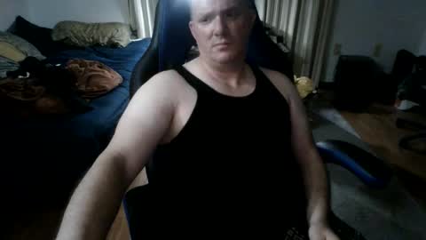 Snapshot of emsguy1 chatting on June 2026 05:43:02 AM Matt online show from June 2026 05:43:02 AM
