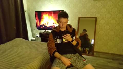 emveeboy96 online show from November 2025 08:11:02 PM