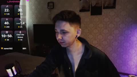 Snapshot of emveeboy96 chatting on February 2026 07:40:01 AM emveeboy96 online show from February 2026 07:40:01 AM